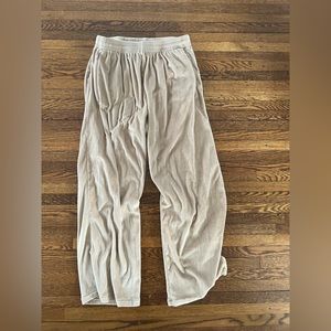 Skims Tan Velour Sweatpants